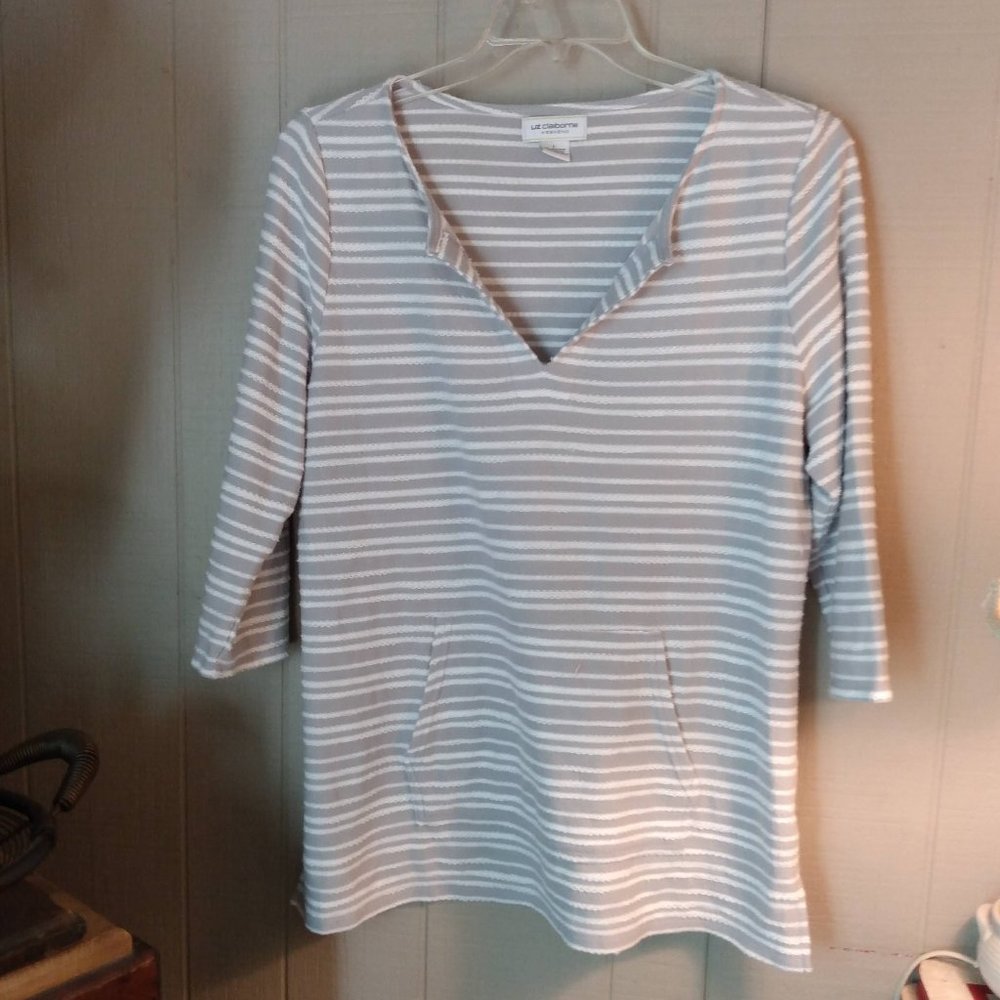 Liz Claiborne Weekend Gray & White Stripe  Lightweight Sweater Large